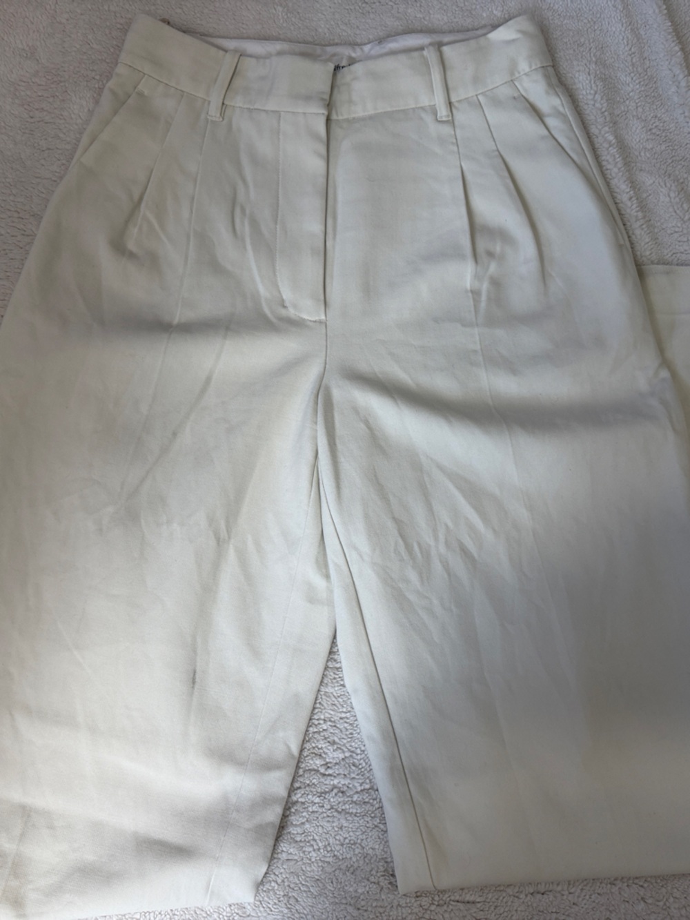 Wilfred Aritzia Effortless Pants *Well loved*